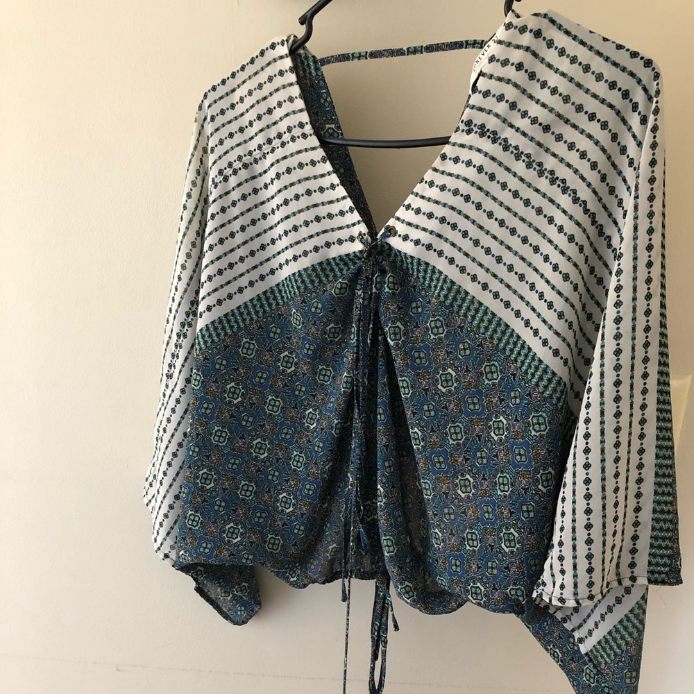 Forever 21 green patterned Kimono-like top